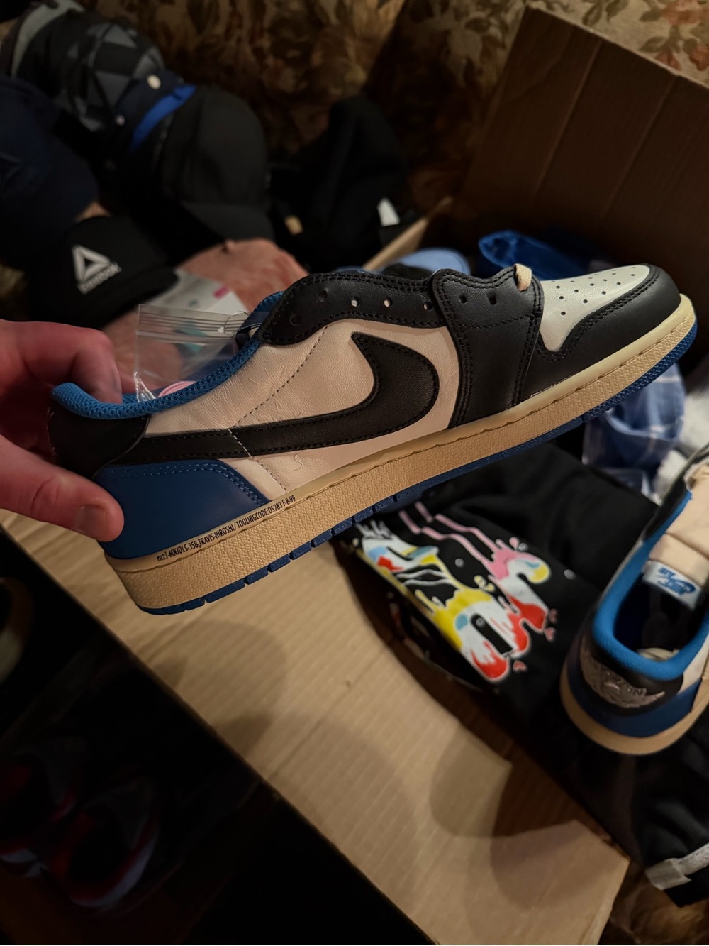 Nike Low-Top Sneaker — Black/White/Blue